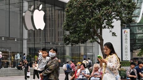 Live: China says it will raise tariffs on US goods to 125%
