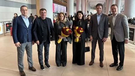 Hagi ve Popescu, kupanın yıldönümünde İstanbul'da