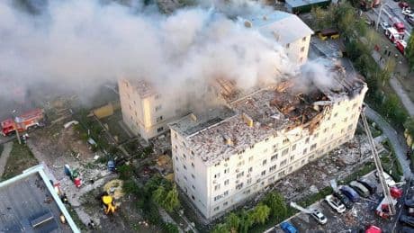 Kurz nach Alaska-Gipfel: Russische Drohnen schlagen in Charkiw ein - Kleinkind unter den Todesopfern