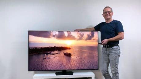 Samsung QN90F im Test: Der neue Top-QLED-Fernseher ist sehr gut entspiegelt