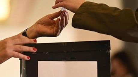 Portekiz'de sağ ittifak seçimleri kazandı, aşırı sağ yükseldi, sol parti çöktü