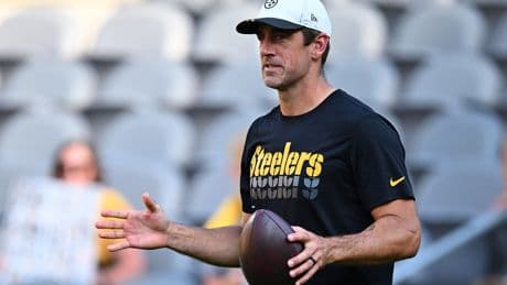 Aaron Rodgers isn’t buying into Jets-Steelers hype before his Week 1 return