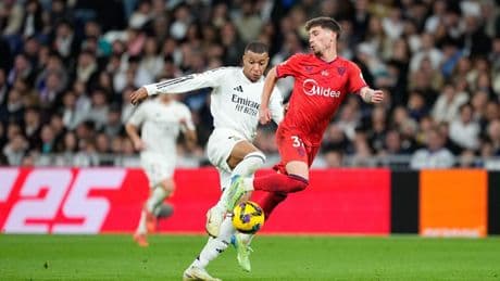 El caos en el horario del Sevilla - Real Madrid: del domingo pasa al lunes y regresa a su día inicial con la hora por confirmar