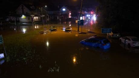 Les images des inondations provoquées par des pluies torrentielles à New York et dans le New Jersey