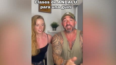Una joven irlandesa que vive en España demuestra su dominio del andaluz