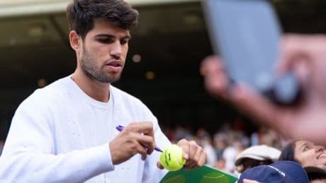 Carlos Alcaraz has shown one weakness at Wimbledon that ‘servebot’ Taylor Fritz can exploit