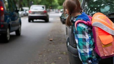 Sicherheit: Was Kinder wissen sollten, wenn sie allein zur Schule gehen