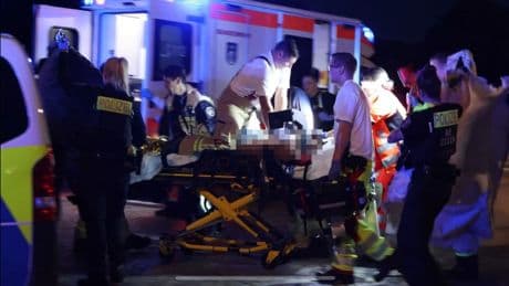 Angriff in der Nacht - Mann (20) stirbt nach Messerattacke in Berlin