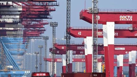 Handelsüberschuss wächst: Chinas Außenhandel trotzt Zöllen – Fokus auf USA