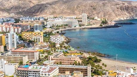 Canary Islands tourists told 'remain vigilant' as Tenerife rushes to contain ‘harmful’ bug