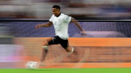 Leweling, Führich und Bouanani überzeugen - Neuer Flügel-Wind beim VfB