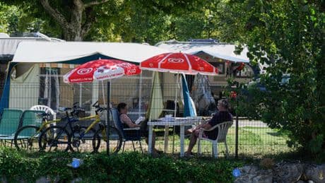 Hygiène défaillante, bagarre géante, vacanciers en colère : la saison vire au cauchemar dans un camping en Vendée