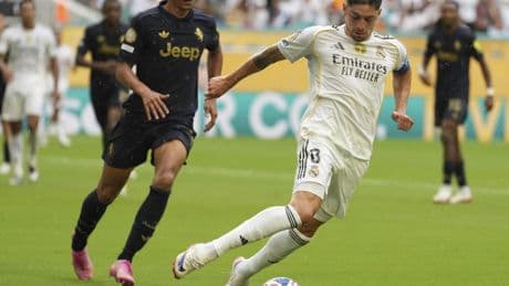 El capitán Valverde, elegido MVP, destaca a un Gonzalo de nuevo decisivo