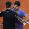 Geen toernooiwinst voor Jannik Sinner bij comeback na dopingschorsing: Carlos Alcaraz wint droomfinale in twee sets