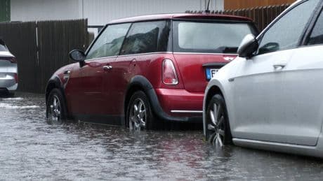 Sturm und Hagel: Unwetterschäden an deutschen Autos liegen im Milliardenbereich