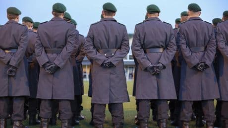Wegen Aufnahmeritual: Bundeswehr ermittelt gegen Panzergrenadiere
