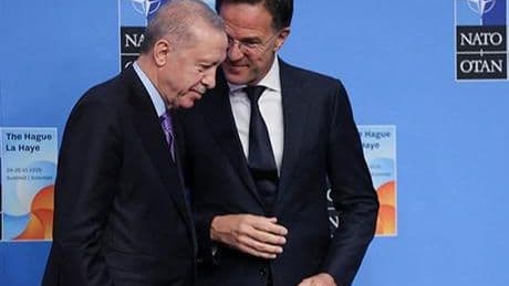 SON DAKİKA HABERLERİ: Türkiye'nin NATO SAFE programına katılacağı iddiası Yunanistan'ı alarma geçirdi! 'NATO, Türkiye'ye halı serdi'