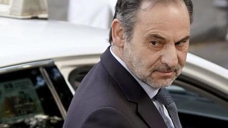 El silencio de Ábalos y Koldo García en el Supremo concede un leve respiro al PSOE frente al precipicio: "Todo se ciñe al triángulo tóxico"