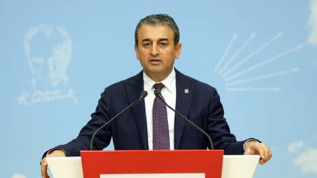 Burhanettin Bulut: Çamur atanlara karşı hukuki süreç başlatılacak