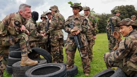Réserves dans les armées : face à l’afflux de candidatures, l’exécutif doit gérer une « crise de croissance »