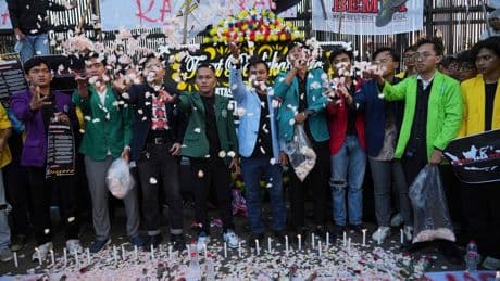 Indonesian leader fires the ministers of finance and security after deadly protests