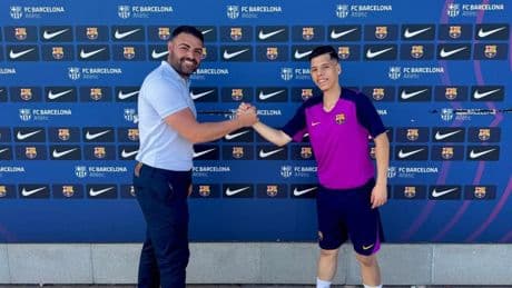 El sueño futbolístico de Abdelah se hace realidad en el Barça