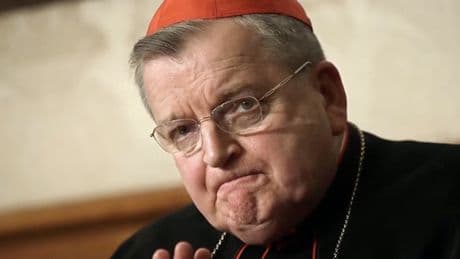 Parroco vieta di pregare in chiesa senza autorizzazione, papa Leone XIV e la "guerra" intestina sulla messa in latino