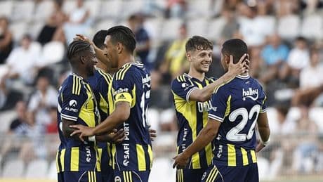 Fenerbahçe yarın ikinci hazırlık maçında Uniao de Leiria ile karşılaşacak
