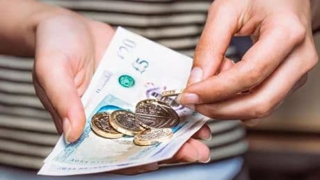 Universal Credit update to give people over 25 £725 more