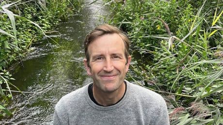 Robert Macfarlane over rechthebbende natuur: ‘Wie spreekt namens de rivier?’
