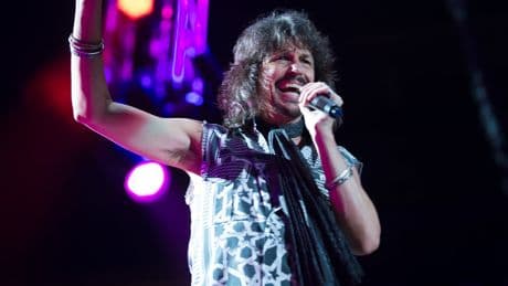 Foreigner lead singer Kelly Hansen announces departure from band during performance on The Voice season finale