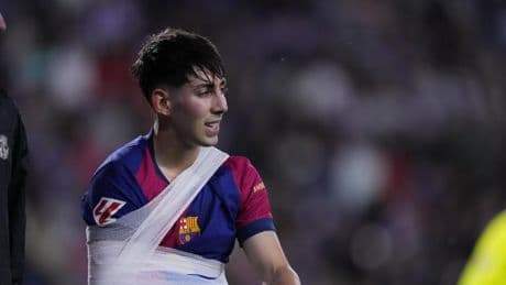 Dani Rodríguez se lesiona en su debut y Lamine Yamal entra en su lugar