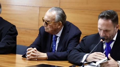 El jurado popular declara no culpables a Carlos Fabra y Álex Debón por el patrocinio del Aeropuerto de Castellón