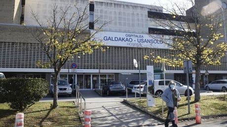 Dimite el director médico de Galdakao por la crisis de las bajas en Urgencias