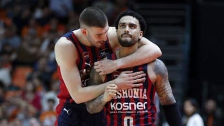 90-84. Sedekerskis y Samanic impulsan al Baskonia hacia los ‘playoffs’