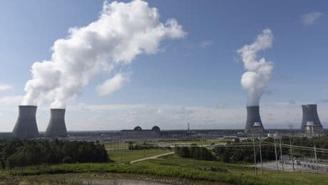 Trump unterschreibt eine ganze Reihe neuer Atomkraft-Dekrete