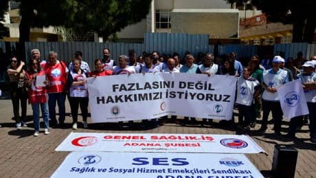 Balcalı Hastanesi emekçileri ödemelerde gecikmelere karşı iş bıraktı