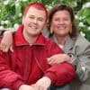 “Ik moet me inhouden om niet te reageren op al die haat”: Moederdag-gesprek met Red Sebastian en zijn mama