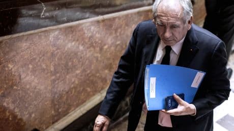 La sortie du conclave des retraites fait trembler le gouvernement
