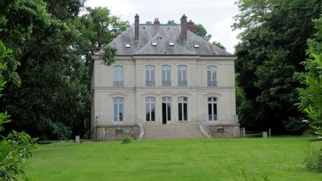 Die rätselhafte Lagerfeld-Villa: Vier Jahre umgebaut für eine Nacht im Poolhaus