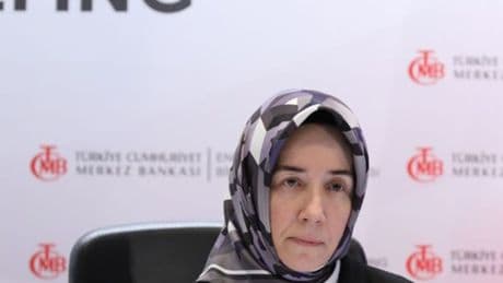 "Enflasyonu tek haneli seviyelere düşürmek önceliğimiz"