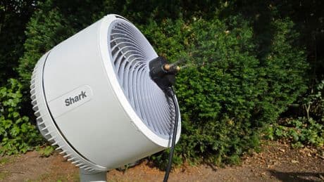 Ventilator mit Verdunstungskühler: Shark FlexBreeze weiß (FA220EU) im Test