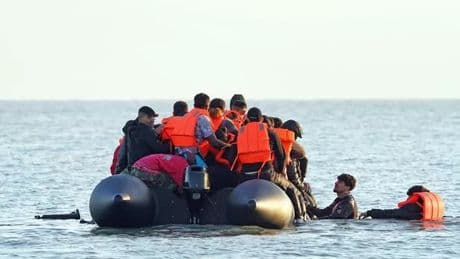 UK on brink of deal to return migrants to France for first time since Brexit