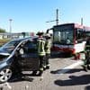 Fünf Autos ineinander geschoben: Busunfall sorgt für Massenkarambolage