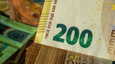Nuova banconota da 200 euro, ecco come sarà