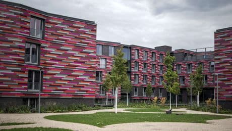 Steht seit zwei Jahren leer - 31 Millionen Euro in schicken Neubau versenkt