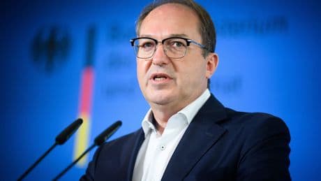 Dobrindt: „Wir rüsten auf“ - Mega-Pakt gegen Krisen und Katastrophen