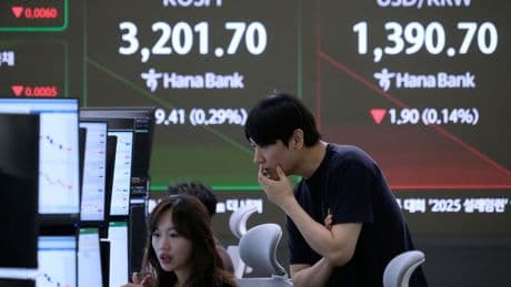 Asian shares mostly advance after Wall Street cruises to more records