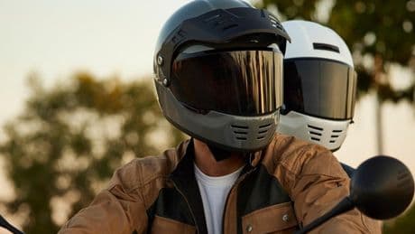 Vuelta al cole: Cómo llevar a los niños en moto
