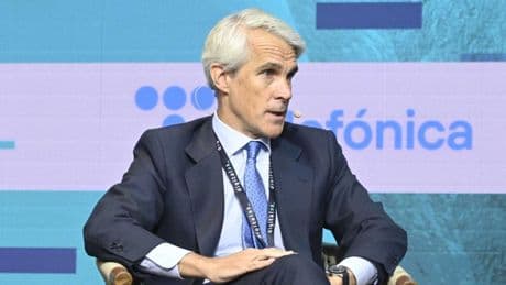 Telefónica y MasOrange marcan la hoja de ruta al Gobierno y la UE: más tamaño a cambio de más inversión en IA y seguridad